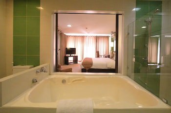 Coron Gateway Hotel & Suites