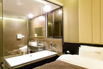 2 Heaven Hotel