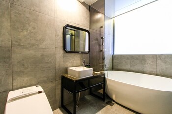 2 Heaven Hotel