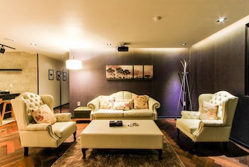 2 Heaven Hotel