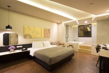 2 Heaven Hotel