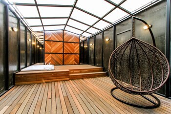 2 Heaven Hotel