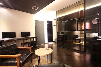 2 Heaven Hotel