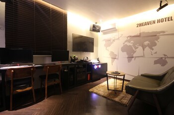 2 Heaven Hotel