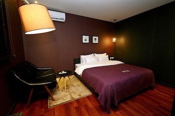 2 Heaven Hotel