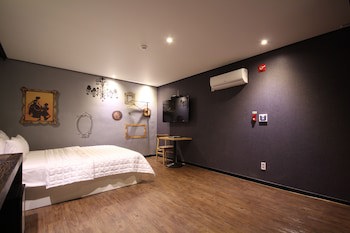 G7 Hotel