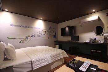 G7 Hotel