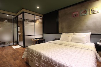 G7 Hotel