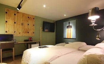 25 Hours Hotel