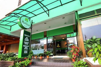 Parkland Hotel