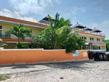 Balangan Paradise Hostel And Restaurant