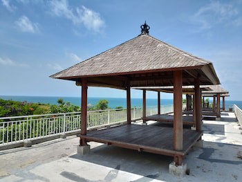 Balangan Paradise Hostel And Restaurant