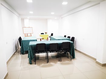 Hotel Laureles 70