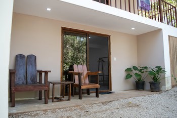 Dreamsea Surf Camp