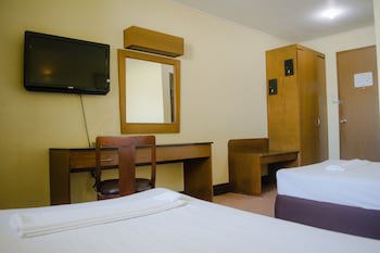 Country Village Hotel