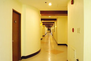 Country Village Hotel