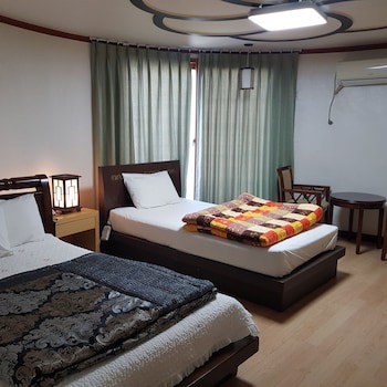 Arirang Hotel