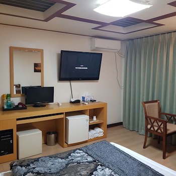 Arirang Hotel