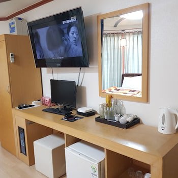 Arirang Hotel