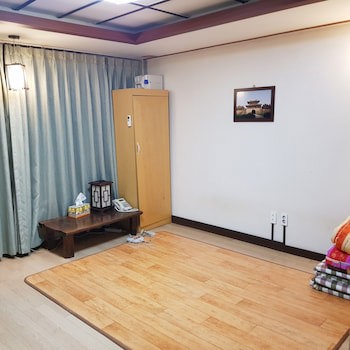 Arirang Hotel