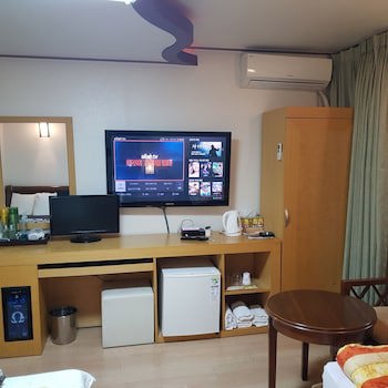 Arirang Hotel