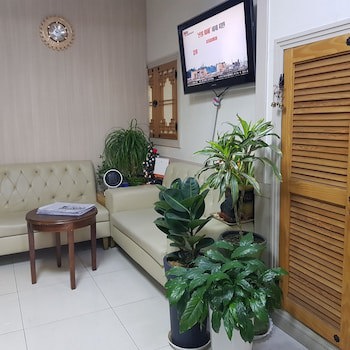 Arirang Hotel