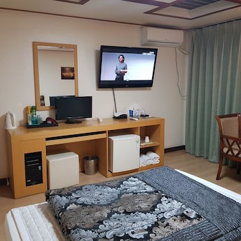 Arirang Hotel