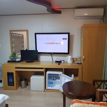 Arirang Hotel