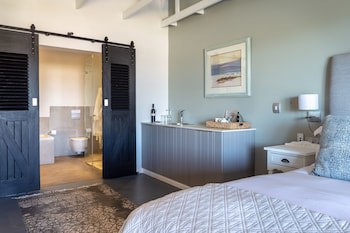 Whale Rock Luxury Lodge