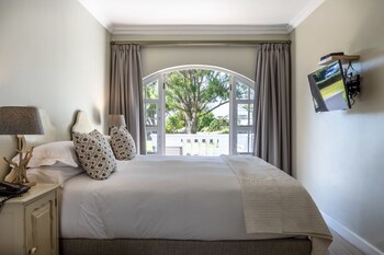 Whale Rock Luxury Lodge