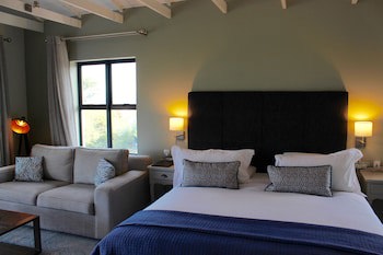Whale Rock Luxury Lodge