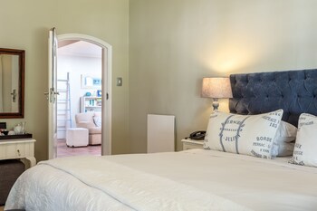 Whale Rock Luxury Lodge