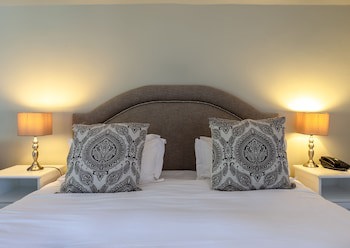 Whale Rock Luxury Lodge
