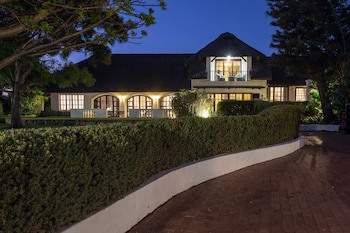 Whale Rock Luxury Lodge