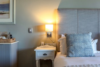 Whale Rock Luxury Lodge