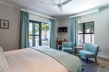 Whale Rock Luxury Lodge