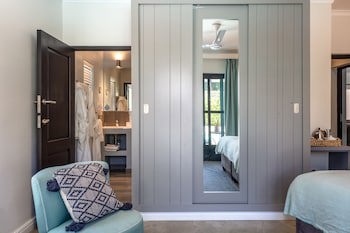 Whale Rock Luxury Lodge