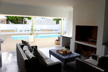 Whale Rock Luxury Lodge