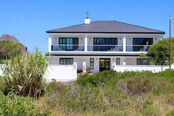 Whale Rock Luxury Lodge