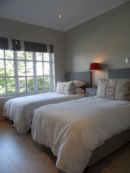 Whale Rock Luxury Lodge