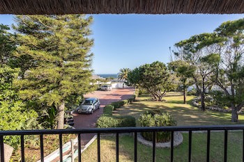Whale Rock Luxury Lodge