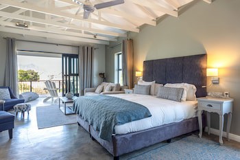Whale Rock Luxury Lodge