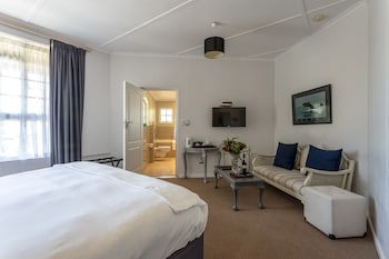 Whale Rock Luxury Lodge