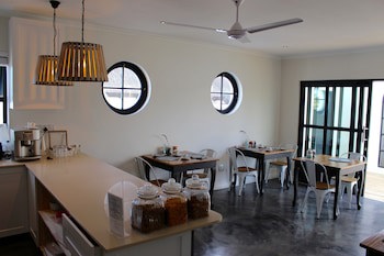 Whale Rock Luxury Lodge