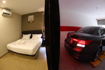 Gl Hotel