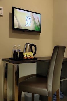 Gl Hotel