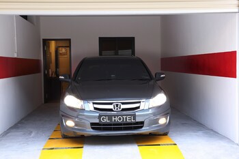 Gl Hotel