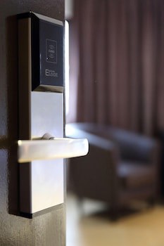 Gl Hotel