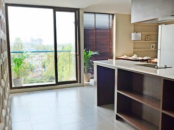 Balcony Courtyard Sriracha Hotel Serviced Apartmen
