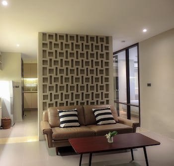 Balcony Courtyard Sriracha Hotel Serviced Apartmen